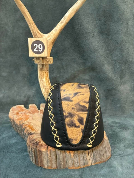 Hoods In Stock - Small Fry (4 arrows)